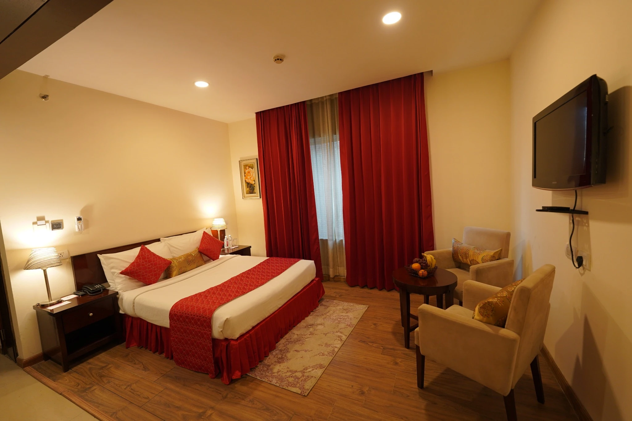 Elegant deluxe hotel room